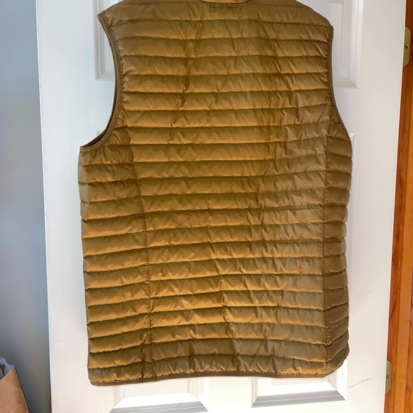 Men’s Eddie Bauer Down Vest - Picture 2 of 5